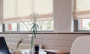 Vouwgordijnen op maat? Kom langs bij Airlux Texstof.
